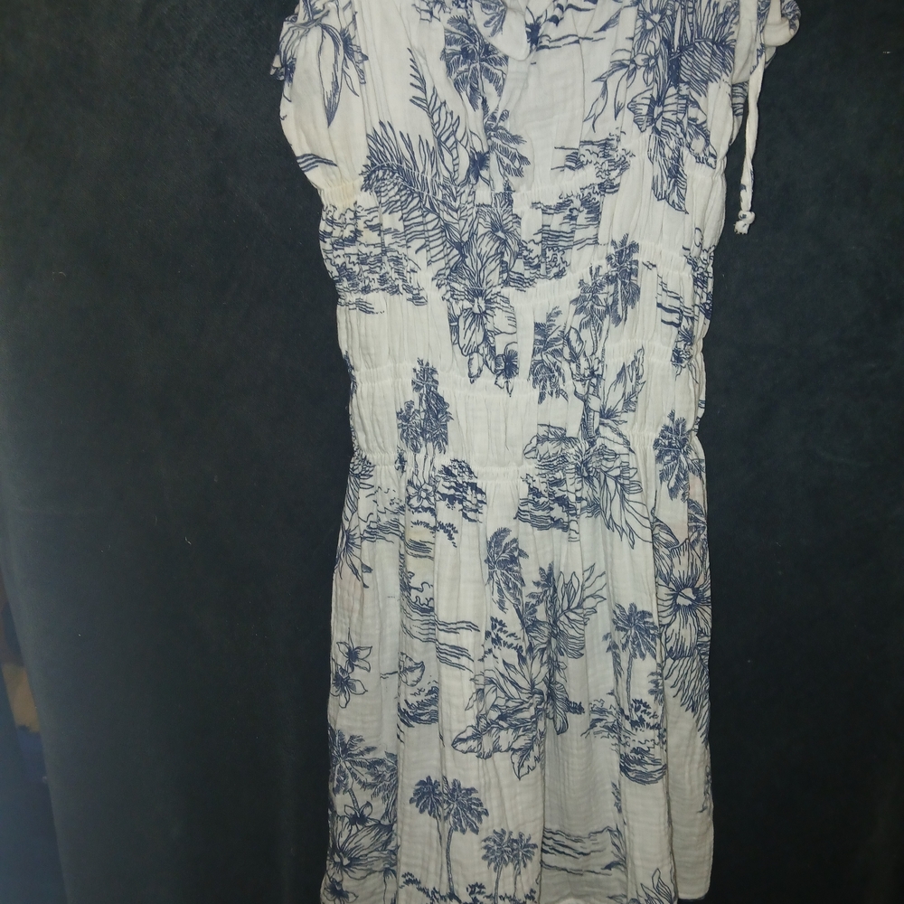 Ocean Drive Navy and White Floral Midi Dress